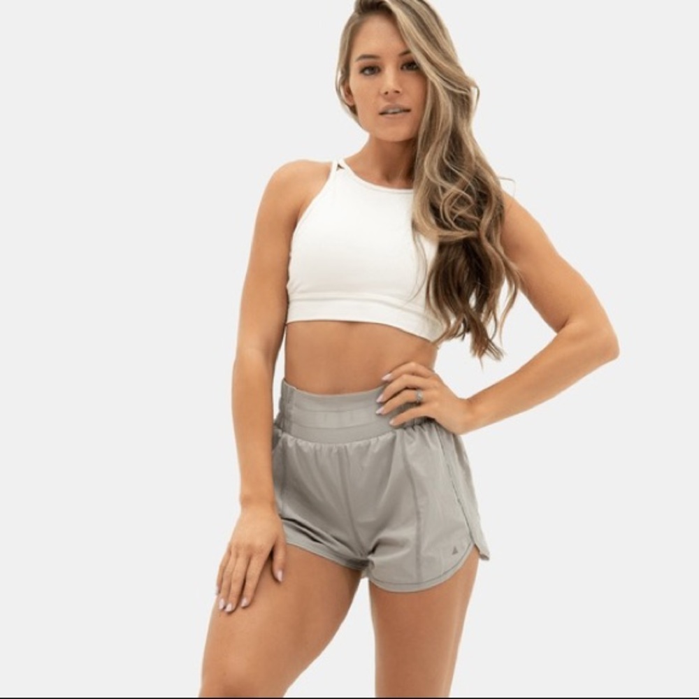 Balance Athletica Breeze Shorts - Fog